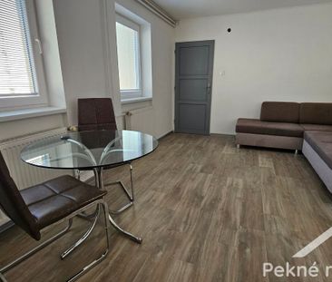 Na prenájom 2-izbový apartmán pre robotníkov - Zvolen, ul. J. Jesenského – Fotografia 2
