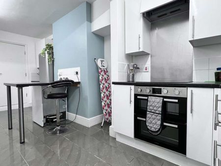 A Fine Houseshare for Rent in Oxford - Photo 2