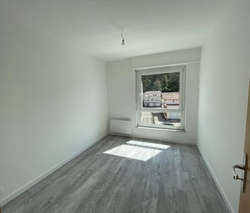 Location Appartement 3 pièces 63m² ST AVOLD 57500 - Photo 4