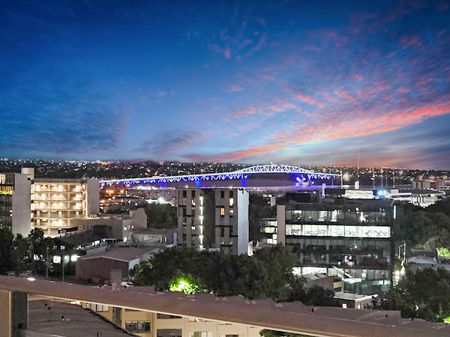 fully furnished 3 bedroom in the heart of the city - Photo 5