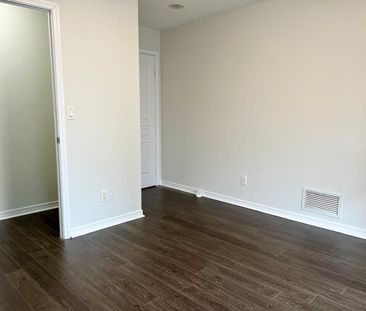 For Lease - 352 Front Street Unit# 102, Toronto, Ontario - Photo 6