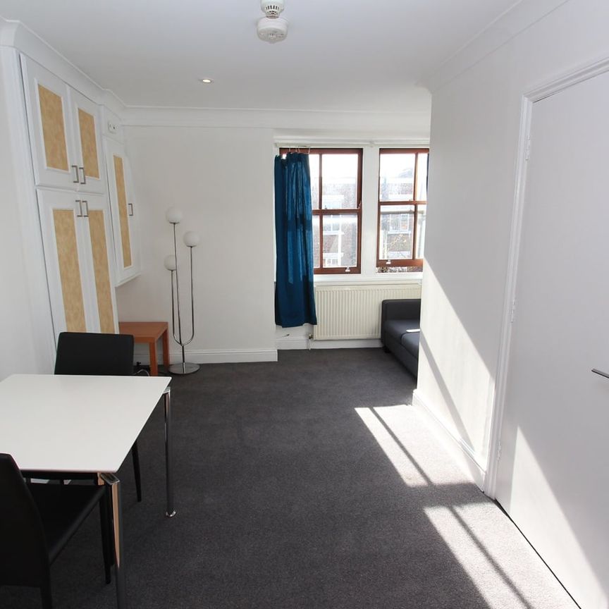 1 Bed Flat, Howitt Road, NW3 - Photo 1