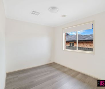 53 Bunduluk Crescent, Ngunnawal - Photo 5