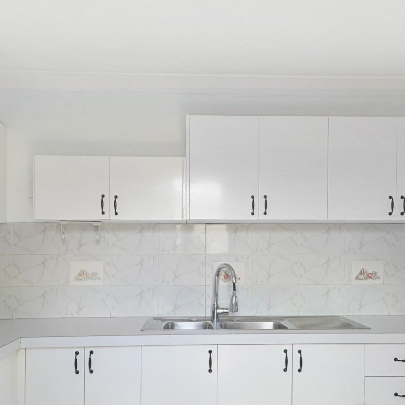 4 Papeete Avenue, Lethbridge Park NSW 2770 - House For Rent | Domain - Photo 1