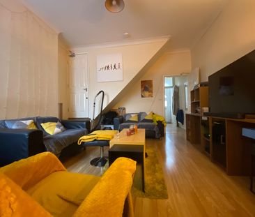 Cyfarthfa Street, Roath - Photo 1