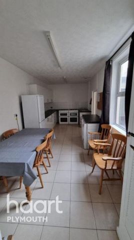 1 bedroom in a house share to rent - Photo 4