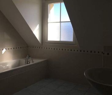 Maison d'habitation - Photo 5
