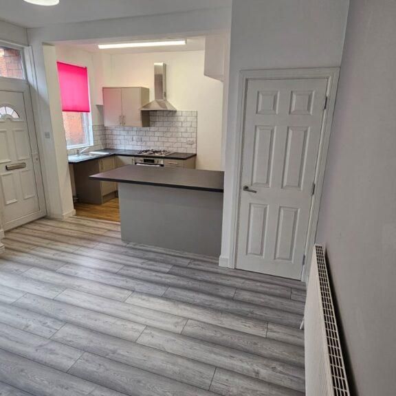 3 bedroom terraced house to rent - Photo 1