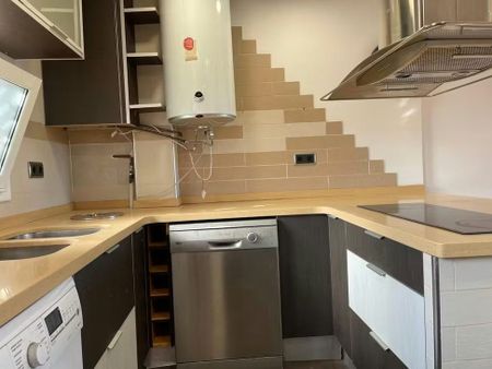 Pla de Montbau, Barcelona, Catalonia 08035 - Photo 2