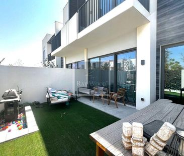 Modern Living | Family Community | 3BR+Maid - Photo 6