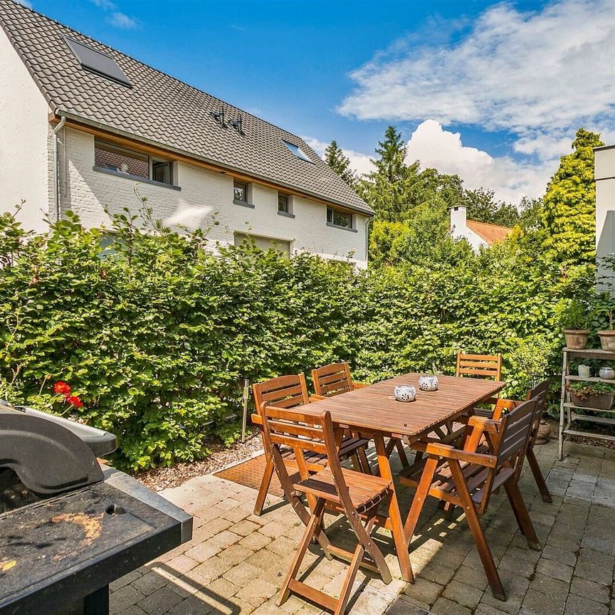 VOLZET: Gerenoveerde twee slaapkamer woning in de dorpskern van Ossel - Photo 1