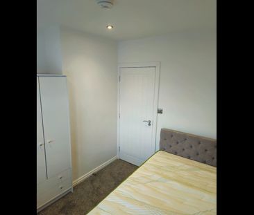 Room in a Shared House, Sheriff Avenue, CV4 - Photo 6