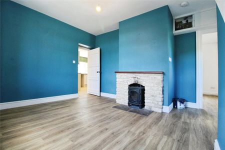 4 bedroom detached house to rent - Photo 3