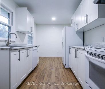 3 WHITEOAK DRIVE - Photo 2