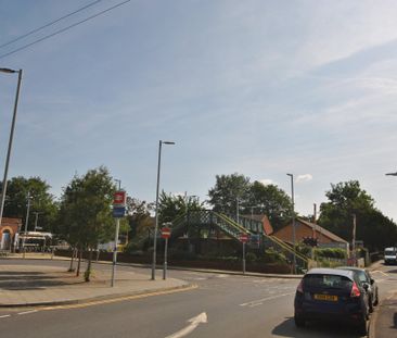 High Street, Snodland, London - Photo 1