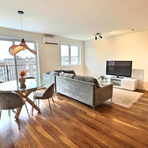 5 1/2 1880$ construction récente - Photo 2