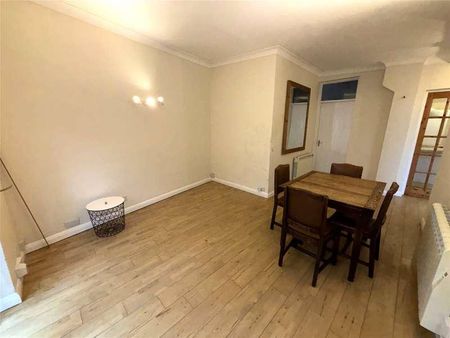 Lambton Road, London, SW20 - Photo 2