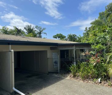 2/4 Seabrook Avenue, Port Douglas QLD - Photo 4