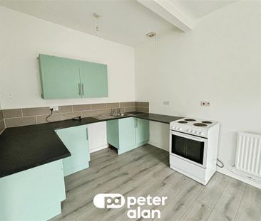 High Street, Fleur De Lis, BLACKWOOD - Photo 6