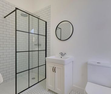 5 bedroom semi-detached house to rent - Photo 5