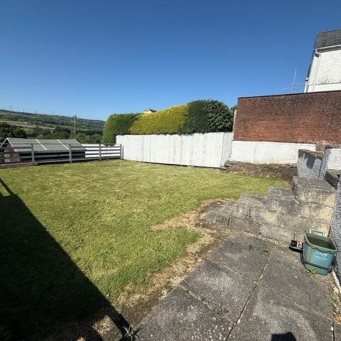 Heol Llanelli, Llanelli, SA15 - Photo 1