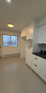 À louer appartement 4-1/2 non chauffé 3e étages - Photo 4