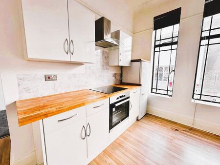 2 bedroom flat to rent - Photo 4