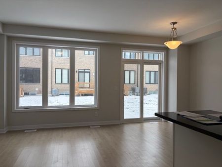 For Lease - 9 Harvey Bunker Crescent, Markham, Ontario - Photo 4