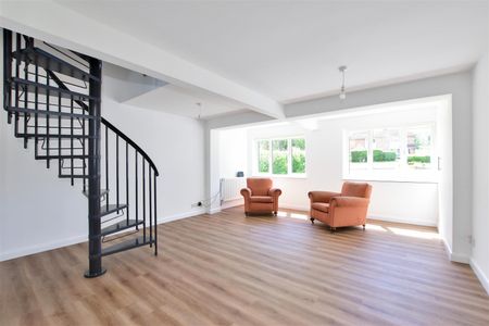 1 bed detached house to rent in Chartridge Lane, Chesham, HP5 - Photo 2