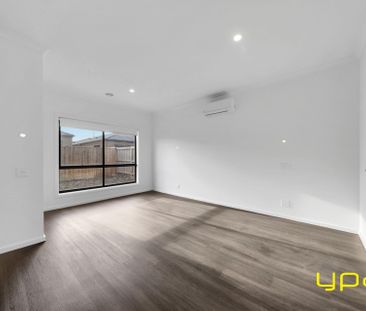 Modern & Spacious 4-Bedroom Home in a Peaceful Beveridge Location - Photo 1