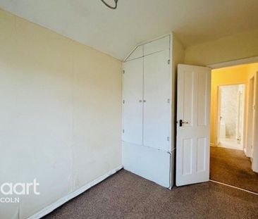 3 bedroom semi-detached house to rent - Photo 6