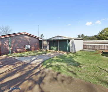 WOW! CHECK THIS ONE OUT! - Photo 4