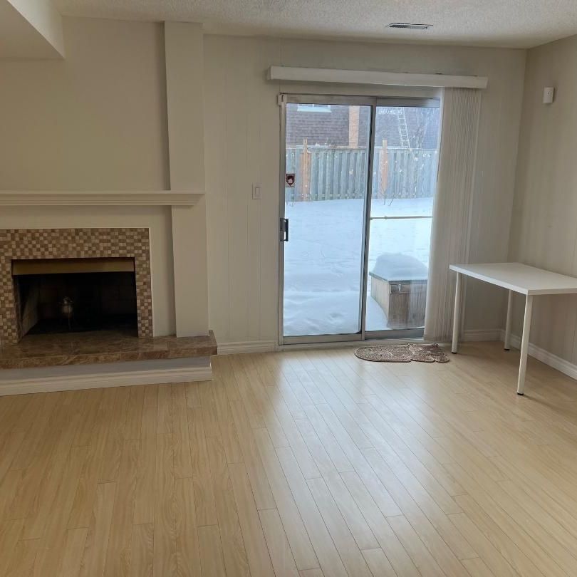 For Lease - 25 Silas Hill Drive Unit# Main Floor Garden Level, Toronto, Ontario - Photo 1