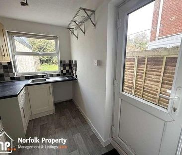 North City, NR6 - Photo 6