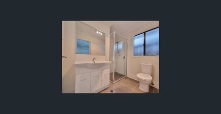 Modern 4-Bedroom Family Home – Space, Comfort & Style - Photo 5