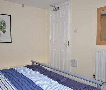 109 Broomspring Lane, Broomhall, Sheffield S10 2FD - Photo 6