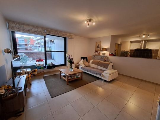 Appartement te huur - Photo 1