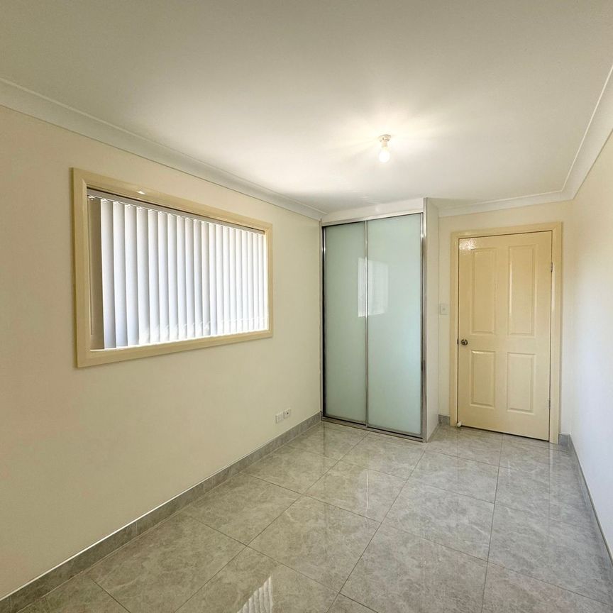 Modern&comma; Three Bedroom Granny Flat&excl;&excl; - Photo 1