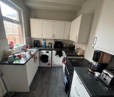 3 bedroom detached house to rent - Photo 6