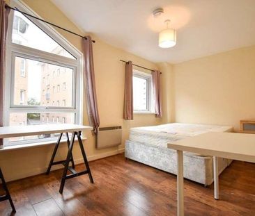 Cyclops Mews, Canary Wharf, London, E14 - Photo 3