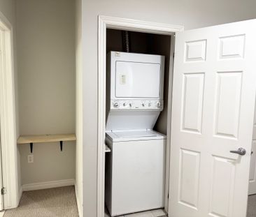 For Lease - 6365 DRUMMOND Road Unit# 114, Niagara Falls, Ontario - Photo 2