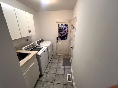 For Lease - 10 ROYAL PARK Boulevard, Barrie, Ontario - Photo 5