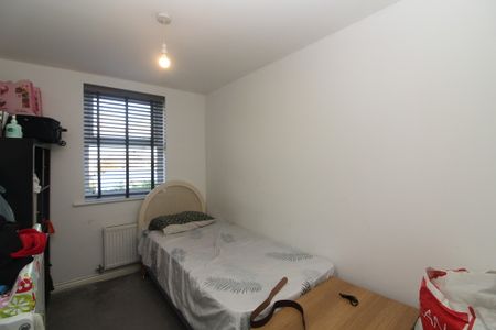 2 Bedroom Apartment - Photo 5