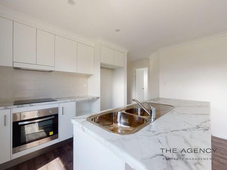 Prime Location! - Photo 5