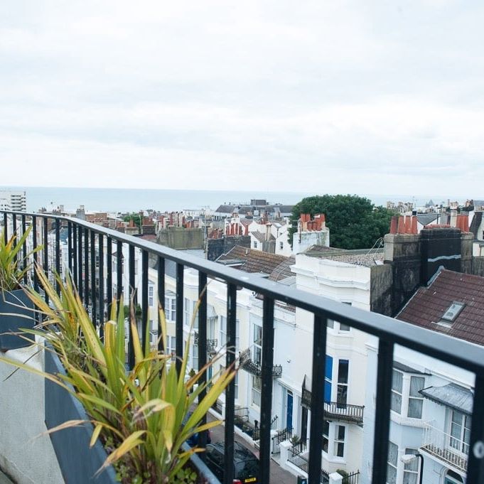 5 Bed Terraced House, Norfolk Road, BN1 - Photo 1