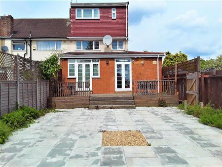 1 bedroom property to rent - Photo 3