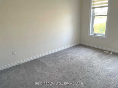 For Lease - 90 Lanark Circle, Brampton, Ontario - Photo 3