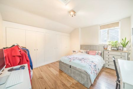 Kings Road, SW19, London - Photo 3