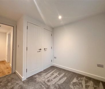 London Road, Old Basing, Basingstoke, RG24 - Photo 5