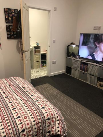 8 Bed Terraced House, Daneshill Road, LE3 - Photo 2